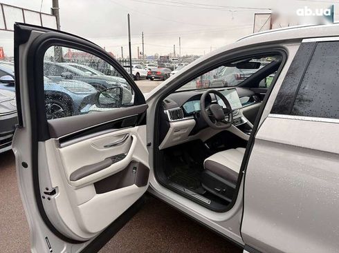 BYD Song Plus 2025 - фото 13