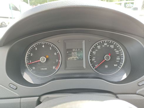 Volkswagen Jetta 2014 серебристый - фото 18