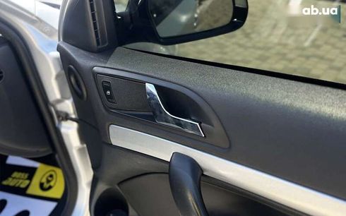 Skoda Octavia 2010 - фото 25
