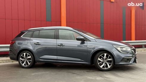 Renault Megane 2016 - фото 8