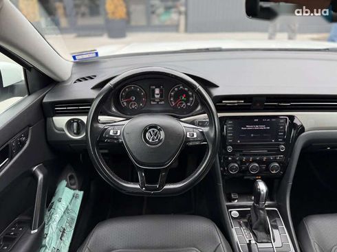 Volkswagen Passat 2020 - фото 10