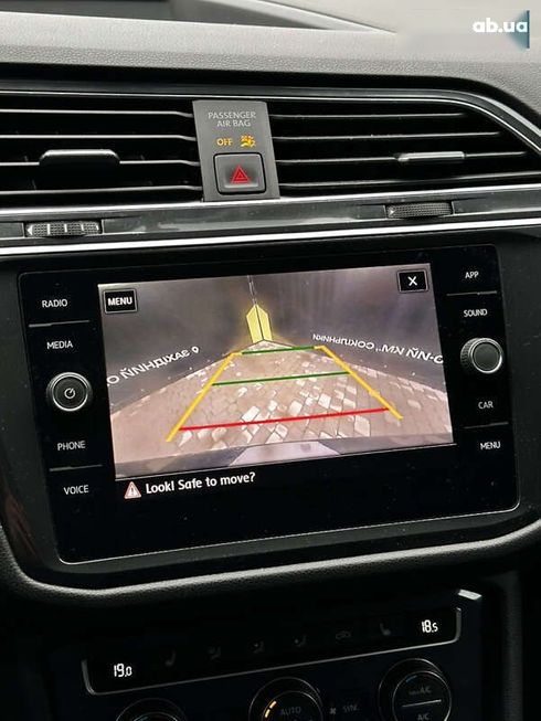 Volkswagen Tiguan 2019 - фото 12
