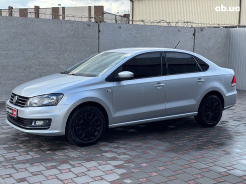 Volkswagen Polo 2018 серый - фото 2
