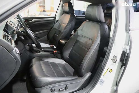 Volkswagen Passat 2018 - фото 9
