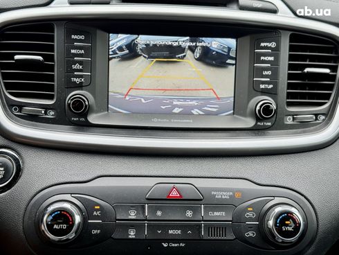 Kia Sorento 2016 серый - фото 13