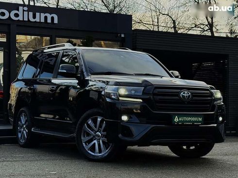Toyota Land Cruiser 2018 - фото 11