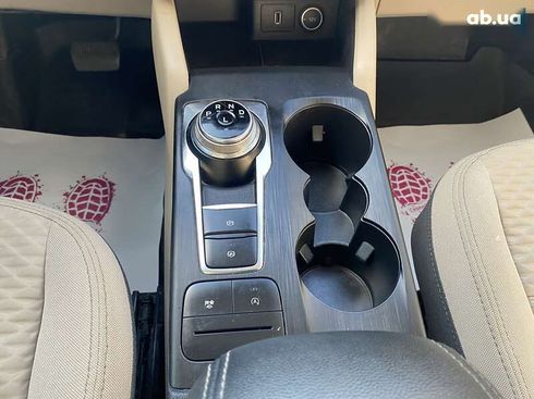 Ford Escape 2020 - фото 20