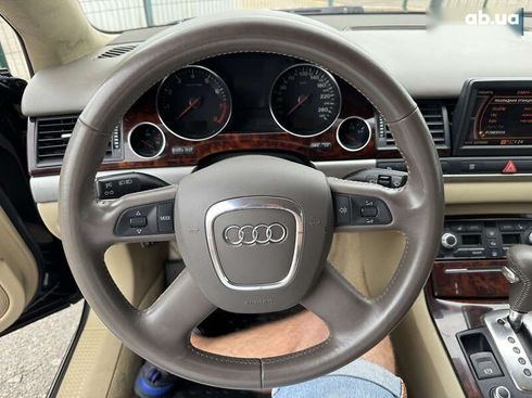 Audi A8 2006 - фото 18