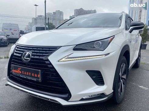 Lexus NX 2019 - фото 18
