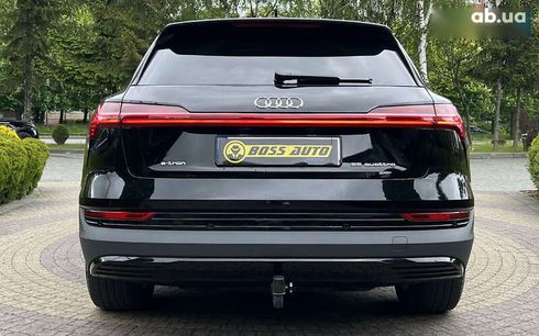 Audi E-Tron 2022 - фото 6