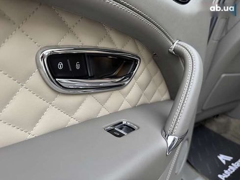 Bentley Bentayga 2019 - фото 30
