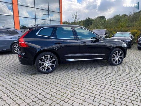 Volvo XC60 2019 - фото 11