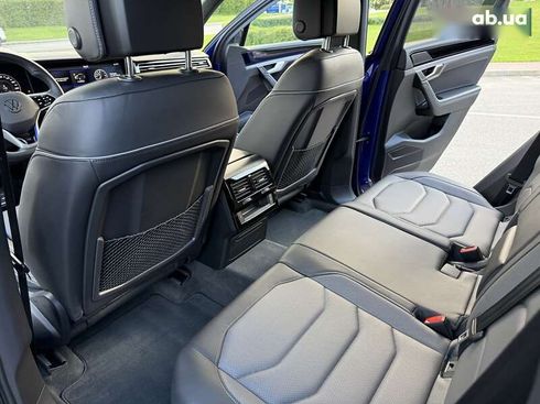 Volkswagen Touareg 2022 - фото 29