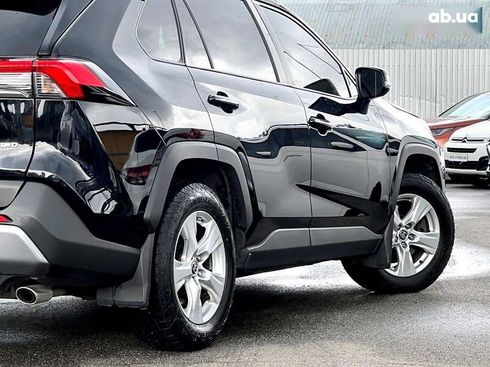Toyota RAV4 2019 - фото 15