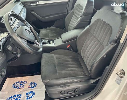 Skoda Superb 2016 - фото 8