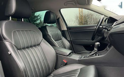 Skoda Superb 2020 - фото 22
