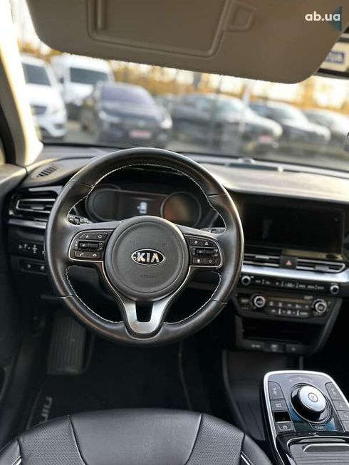 Kia Niro 2020 - фото 11