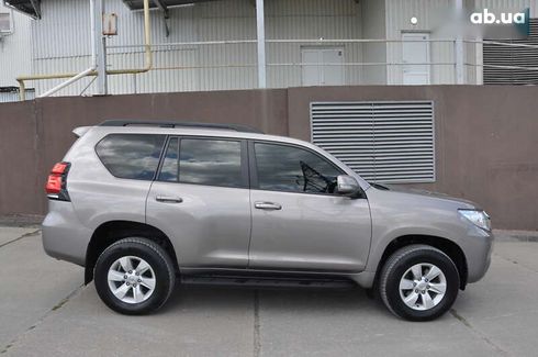 Toyota Land Cruiser Prado 2018 - фото 5