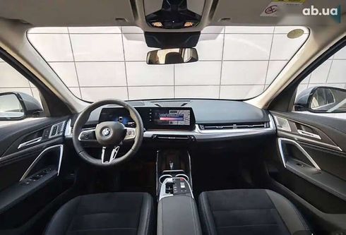 BMW iX1 2023 - фото 9
