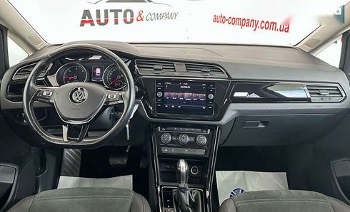 Volkswagen Touran 2018 - фото 13