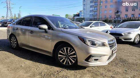 Subaru Legacy 2017 - фото 3