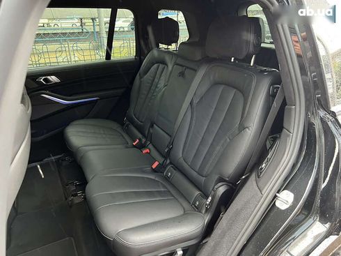 BMW X7 2022 - фото 23
