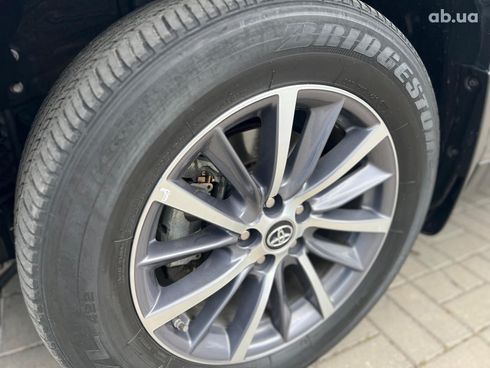 Toyota Highlander 2019 серый - фото 14