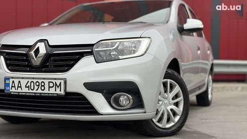 Renault Logan 2017 - фото 7