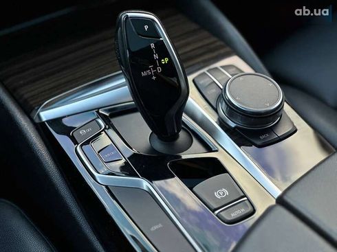 BMW 5 серия 2018 - фото 27