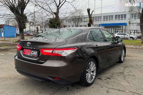 Toyota Camry 2019 - фото 22