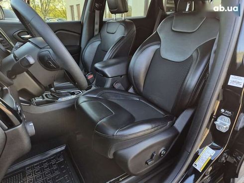 Jeep Cherokee 2021 - фото 28