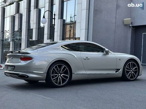 Bentley Continental GT 2018 - фото 26
