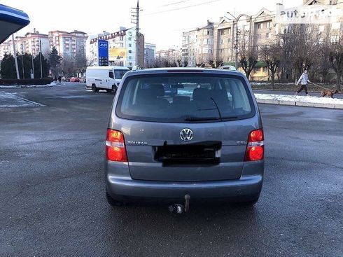 Volkswagen Touran 2004 серый - фото 3