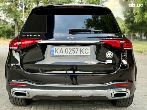 Mercedes-Benz GLE-Class 2022 - фото 17