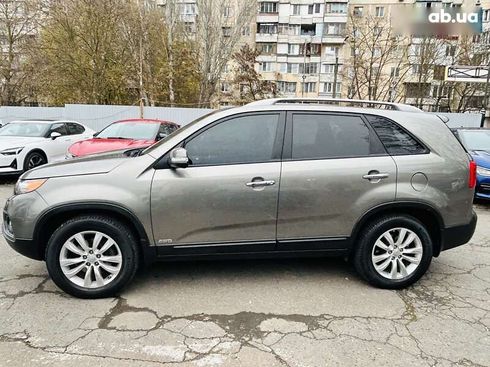 Kia Sorento 2011 - фото 8