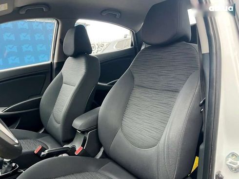 Hyundai Accent 2019 - фото 23