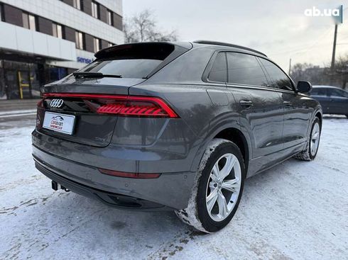 Audi Q8 2019 - фото 11
