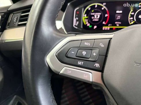 Volkswagen Passat 2020 - фото 23