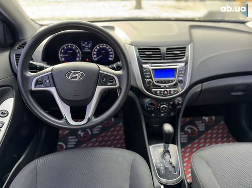 Hyundai Accent 2012 - фото 23