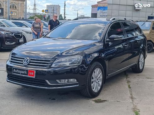 Volkswagen Passat 2011 черный - фото 3
