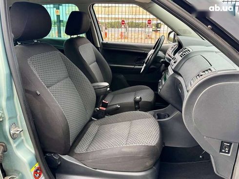 Skoda Fabia 2011 - фото 20