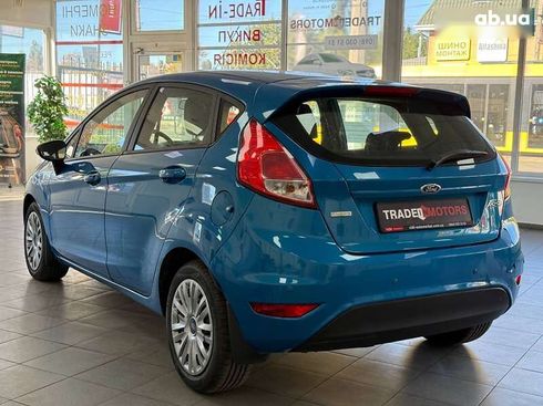 Ford Fiesta 2015 - фото 12