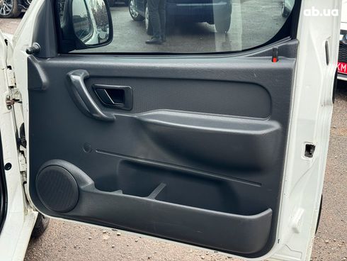 Citroёn Berlingo 2003 белый - фото 43