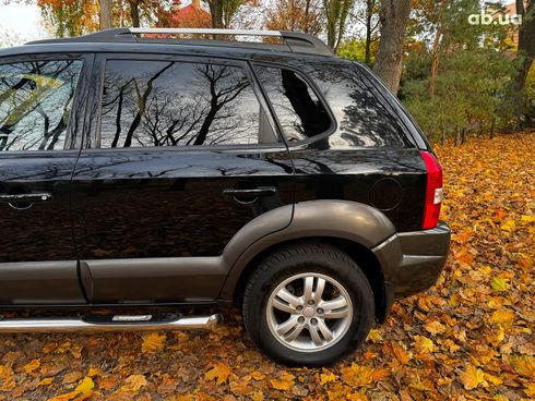 Hyundai Tucson 2006 черный - фото 10