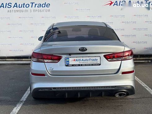 Kia K5 2018 - фото 4