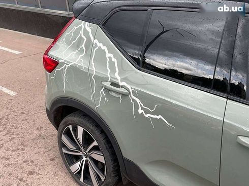 Volvo XC40 2021 - фото 26