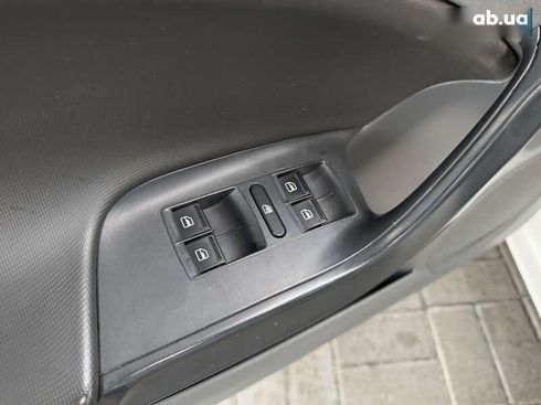 SEAT Ibiza 2011 - фото 16