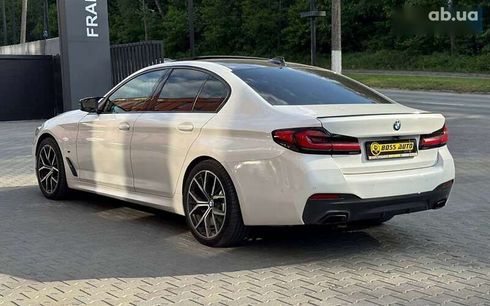BMW 5 серия 2020 - фото 4