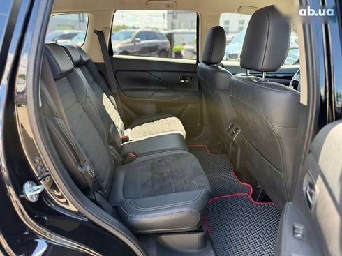 Mitsubishi Outlander 2020 - фото 20