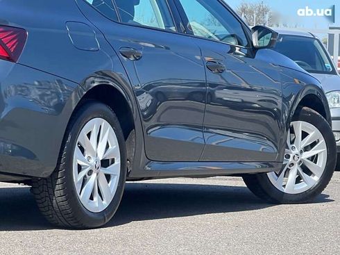 Skoda Octavia 2021 - фото 17
